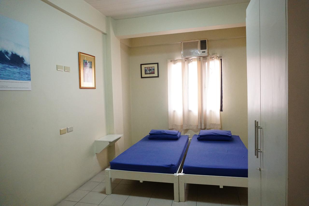 Tarasa Hostel Pasay Esterno foto