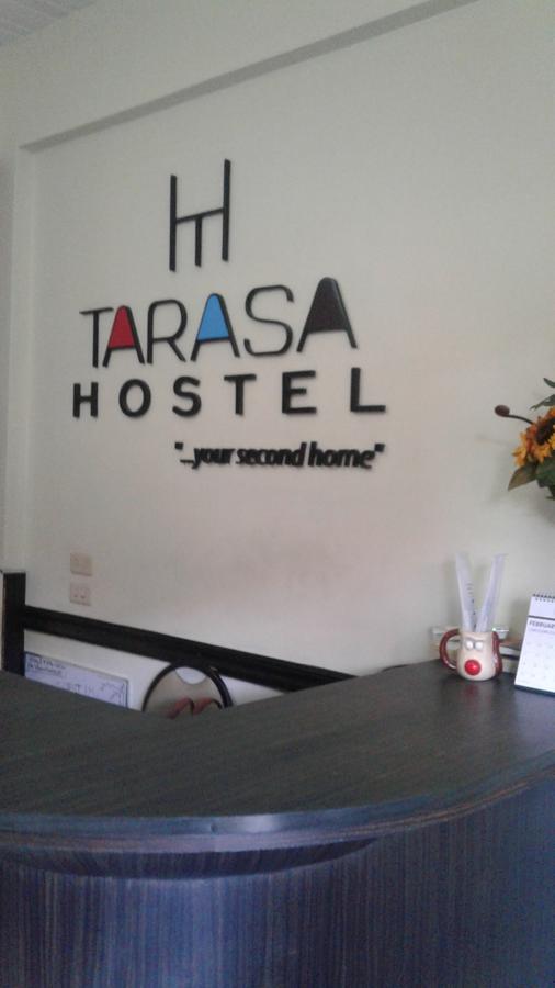 Tarasa Hostel Pasay Esterno foto